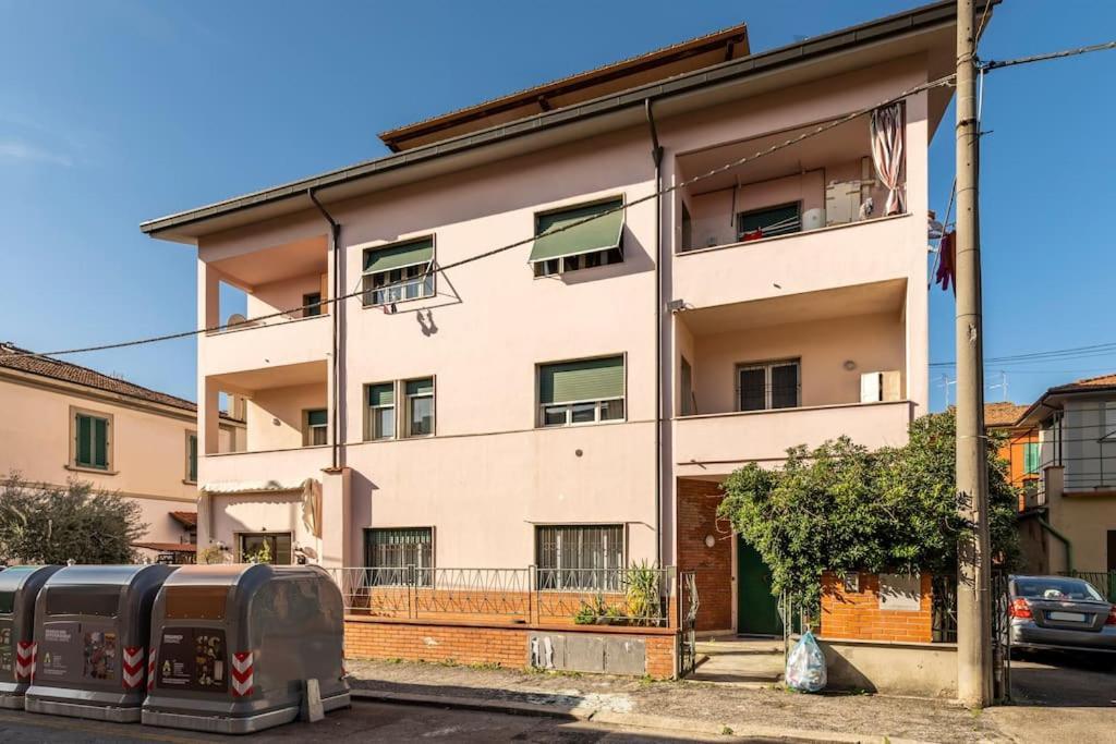 Chic Italian Escape - Casa Vacanze Lorusso Montecatini Terme Exterior foto