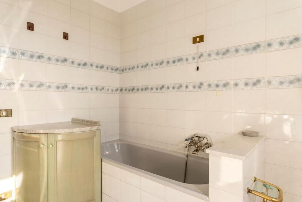 Chic Italian Escape - Casa Vacanze Lorusso Montecatini Terme Exterior foto